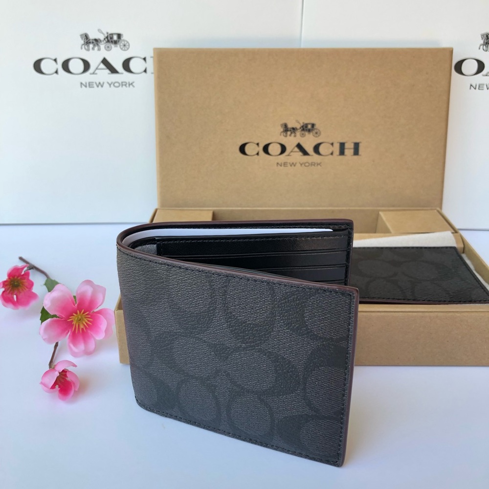 ✅❤️❎ Coach Men’s Wallet Gift Set in Signature - Picture 3 of 8